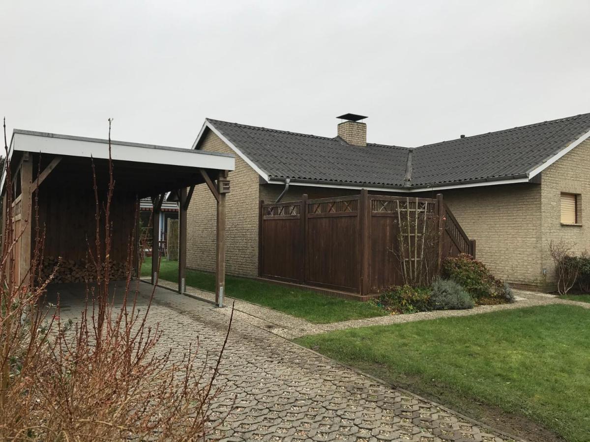 Gemütliches Ferienhaus hinterm Deich Nordstrand Exterior foto