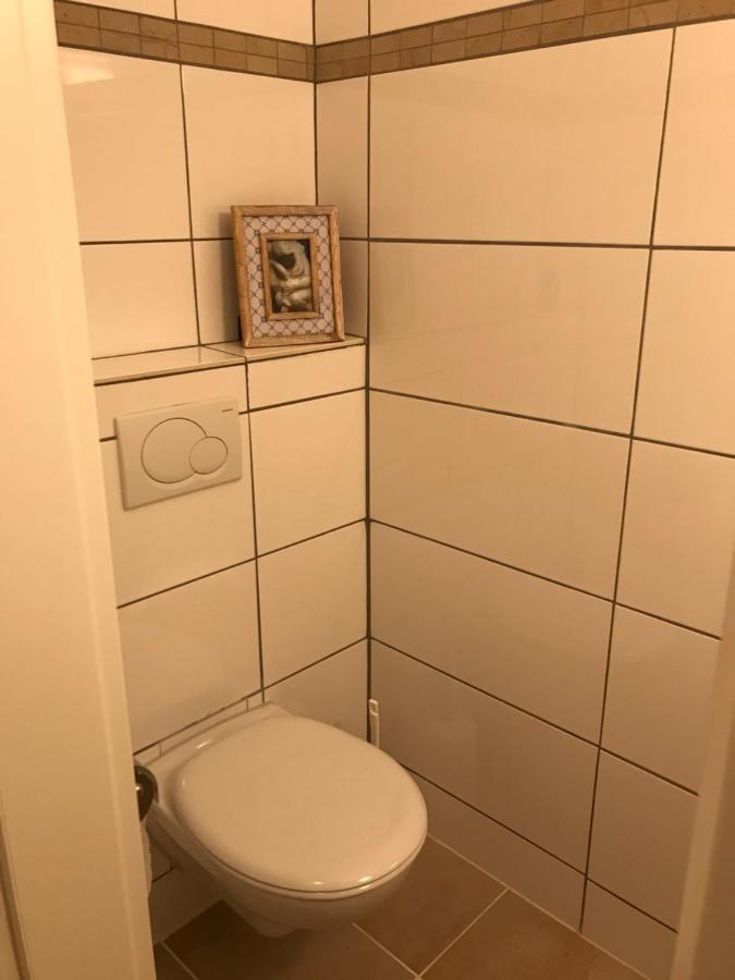 Gemütliches Ferienhaus hinterm Deich Nordstrand Exterior foto